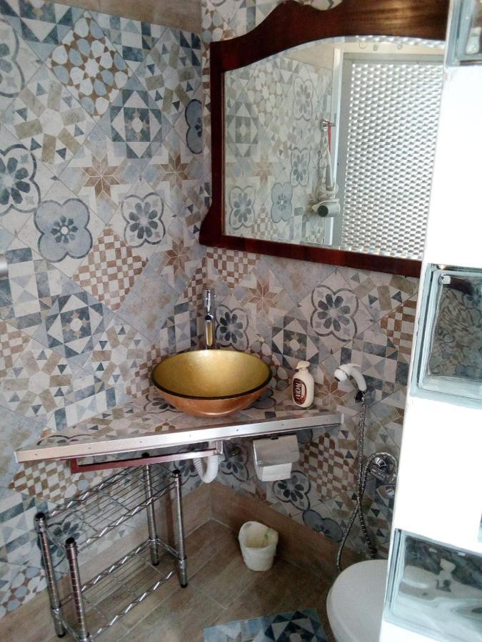 Stresa Apartment Luaran gambar