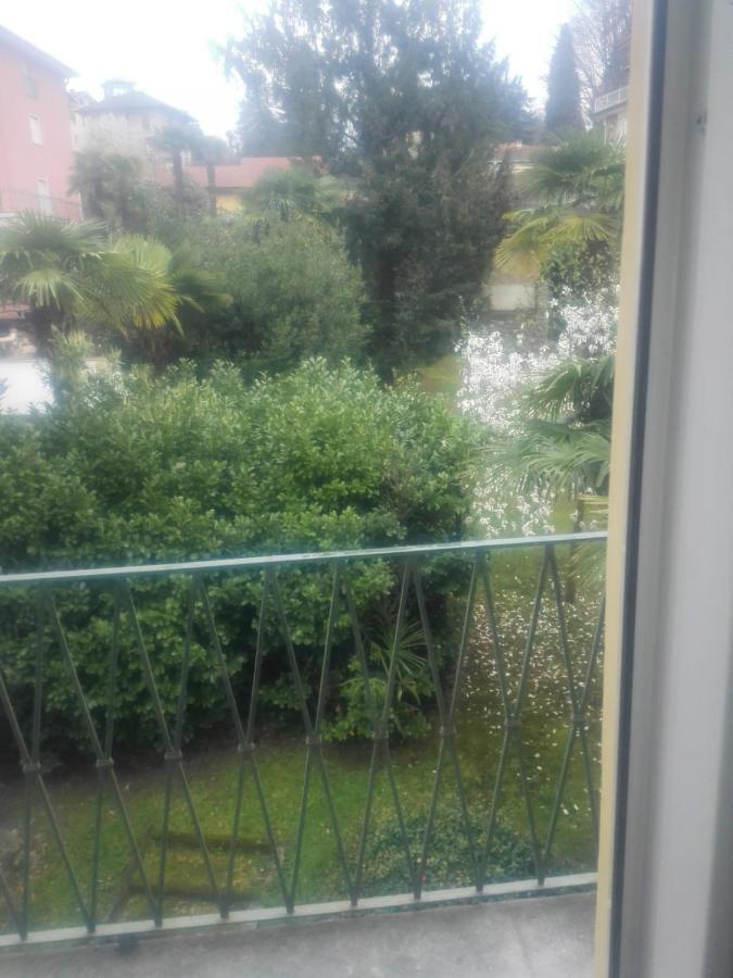 Stresa Apartment Luaran gambar